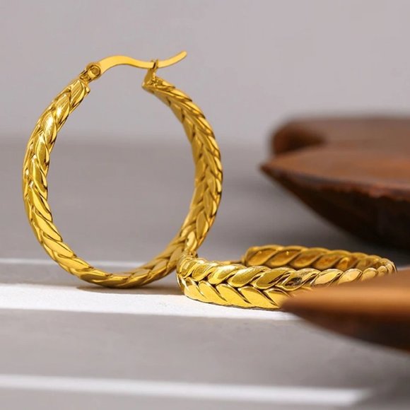 Jewelry - NEW 18K Gold Plated Round Braided Hoop Earrings